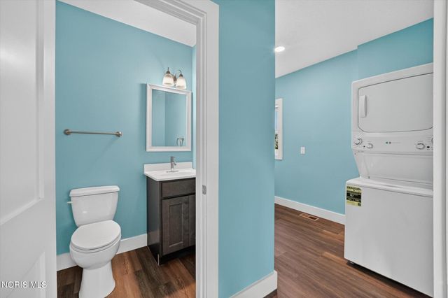 760 N Cousino Road, Oregon, OH 43616