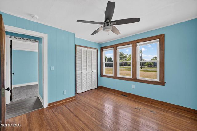 760 N Cousino Road, Oregon, OH 43616