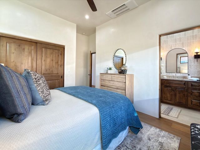 529 Alarid Street, Santa Fe, NM 87501