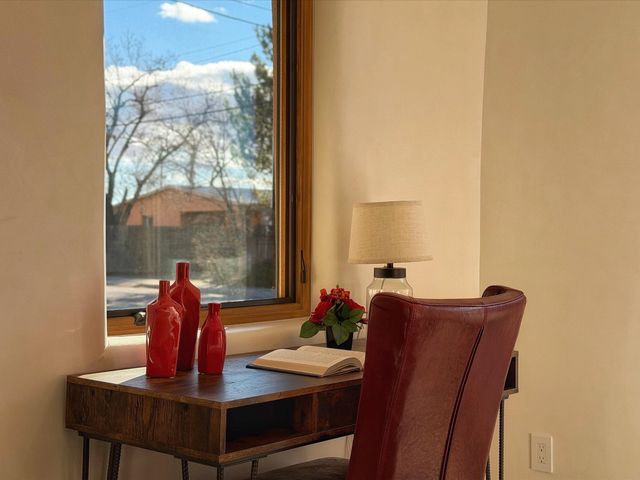 529 Alarid Street, Santa Fe, NM 87501