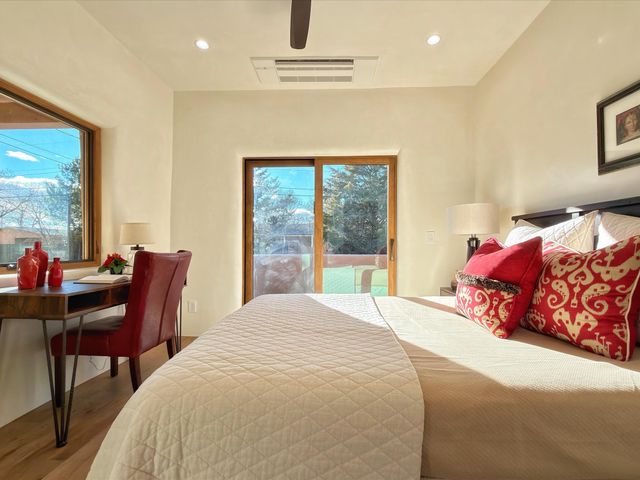 529 Alarid Street, Santa Fe, NM 87501