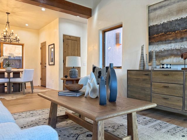 529 Alarid Street, Santa Fe, NM 87501