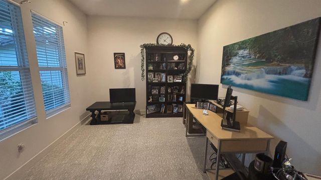 1062 Longhorn Ln, Lincoln, CA 95648