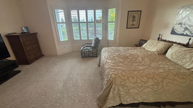 1062 Longhorn Ln, Lincoln, CA 95648