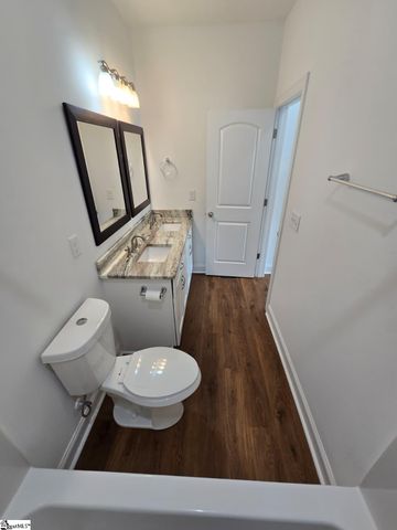 109 Lynn Avenue, Laurens, SC 29360