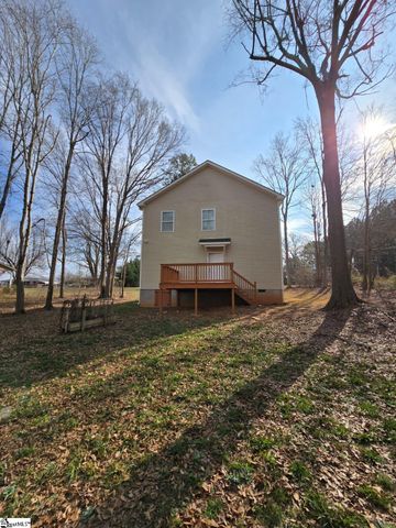 109 Lynn Avenue, Laurens, SC 29360