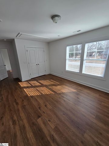 109 Lynn Avenue, Laurens, SC 29360