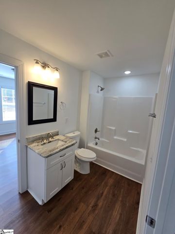 109 Lynn Avenue, Laurens, SC 29360