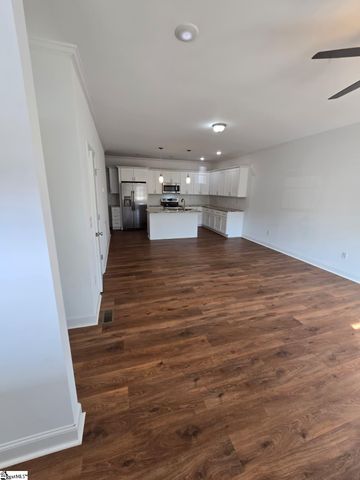 109 Lynn Avenue, Laurens, SC 29360