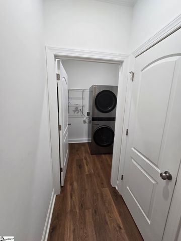 109 Lynn Avenue, Laurens, SC 29360