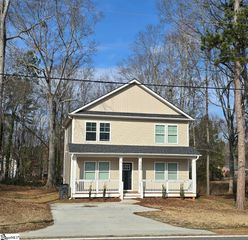 109 Lynn Avenue, Laurens, SC 29360