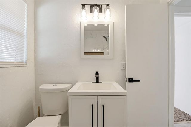 10504 Sunnymeade Place, Oklahoma City, OK 73120