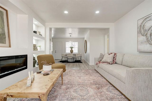 10504 Sunnymeade Place, Oklahoma City, OK 73120