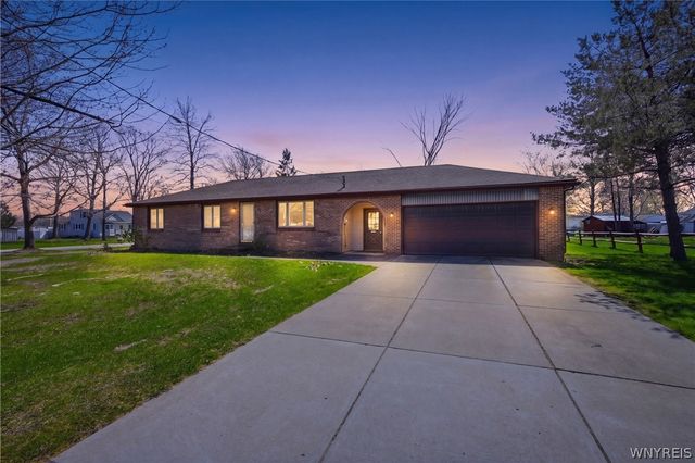 53 Fay Street, Orchard Park, NY 14127