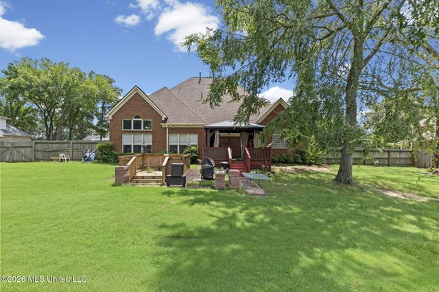 8576 Saddle Creek Drive, Olive Branch, MS 38654
