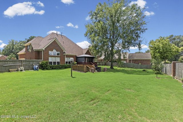 8576 Saddle Creek Drive, Olive Branch, MS 38654