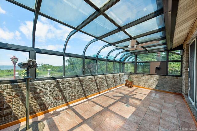 1 Grandview Drive, Shirley, NY 11967