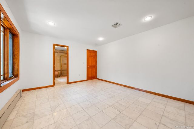 1 Grandview Drive, Shirley, NY 11967