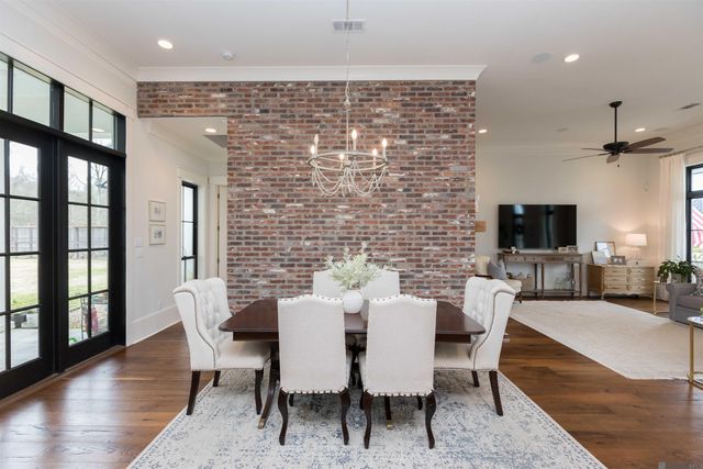 36293 Talonstone Dr, Geismar, LA 70734