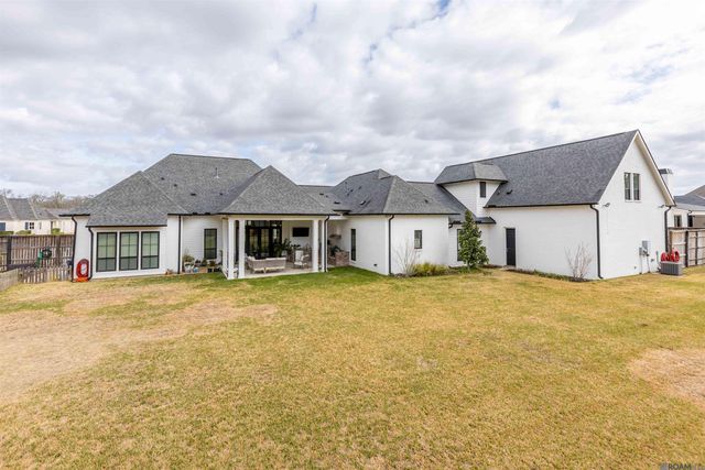 36293 Talonstone Dr, Geismar, LA 70734