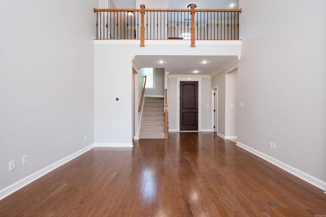 25 Kanis Creek Place, Little Rock, AR 72223