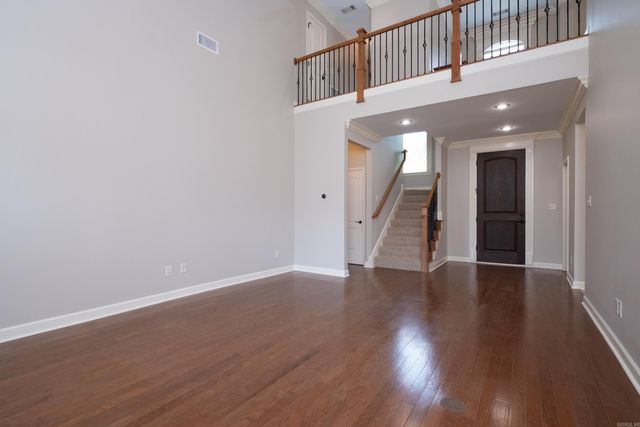 25 Kanis Creek Place, Little Rock, AR 72223