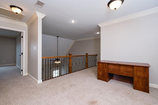 25 Kanis Creek Place, Little Rock, AR 72223