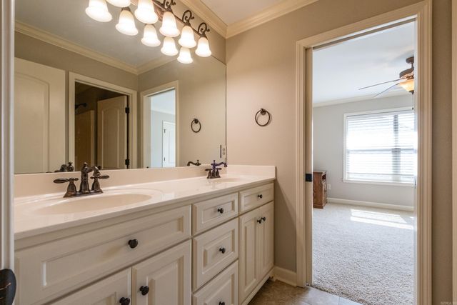 25 Kanis Creek Place, Little Rock, AR 72223