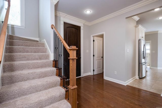 25 Kanis Creek Place, Little Rock, AR 72223