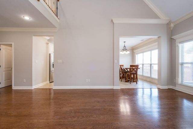 25 Kanis Creek Place, Little Rock, AR 72223
