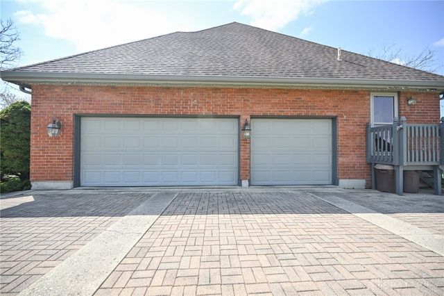 2633 Sugar Tree Trail, New Carlisle, OH 45344