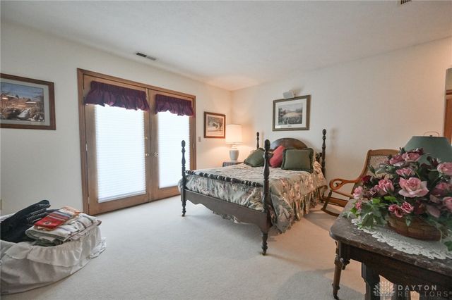 2633 Sugar Tree Trail, New Carlisle, OH 45344