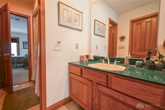 2633 Sugar Tree Trail, New Carlisle, OH 45344
