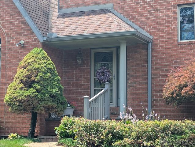 2633 Sugar Tree Trail, New Carlisle, OH 45344