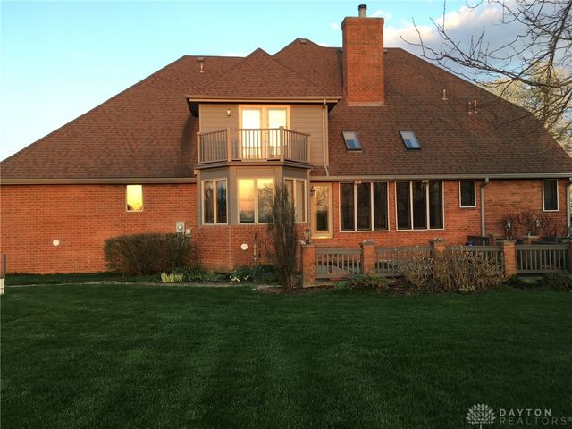 2633 Sugar Tree Trail, New Carlisle, OH 45344
