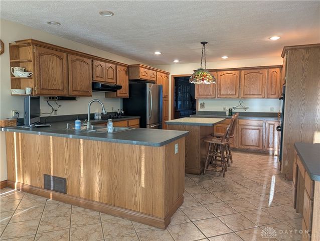 2633 Sugar Tree Trail, New Carlisle, OH 45344