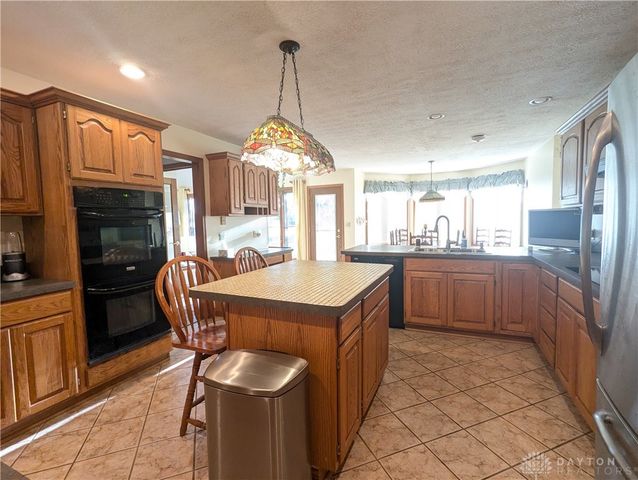2633 Sugar Tree Trail, New Carlisle, OH 45344