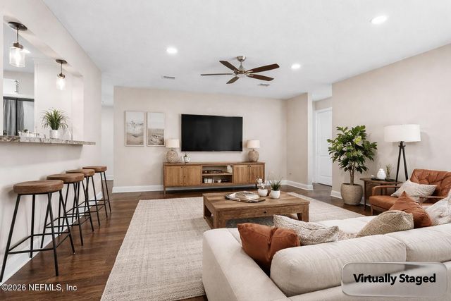 4072 SCENIC Drive, Middleburg, FL 32068