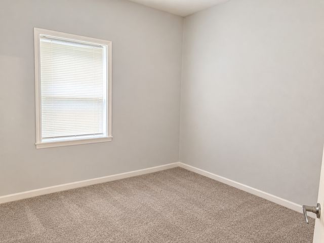 5452 W Race Avenue, Chicago, IL 60644