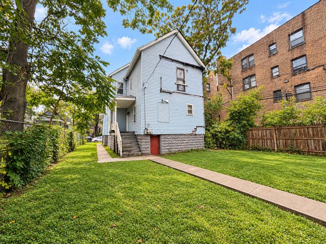 5452 W Race Avenue, Chicago, IL 60644