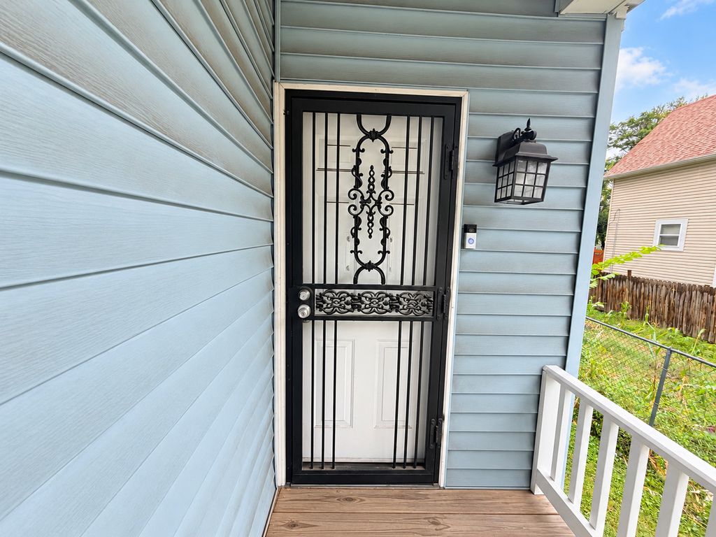 5452 W Race Avenue, Chicago, IL 60644 — photo 3