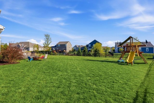 N62W13709 Sunburst DRIVE, Menomonee Falls, WI 53051