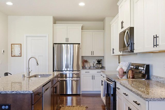 N62W13709 Sunburst DRIVE, Menomonee Falls, WI 53051