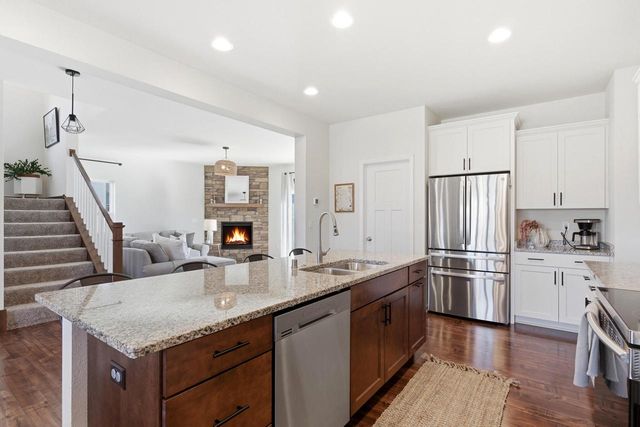 N62W13709 Sunburst DRIVE, Menomonee Falls, WI 53051