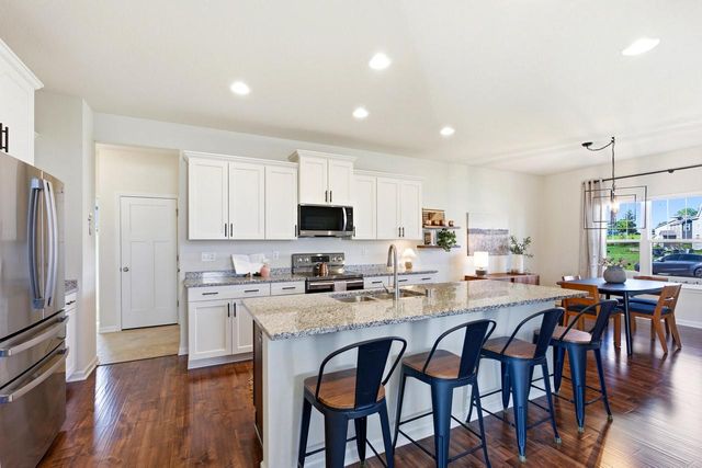 N62W13709 Sunburst DRIVE, Menomonee Falls, WI 53051