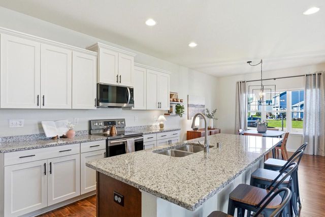 N62W13709 Sunburst DRIVE, Menomonee Falls, WI 53051