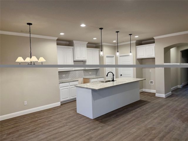 1045 Nighthawk Trail, Alvarado, TX 76009