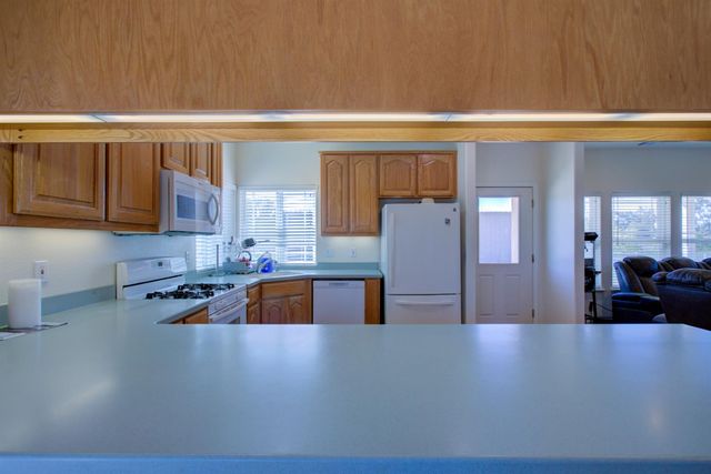 9681 Wamble Rd, Oakdale, CA 95361