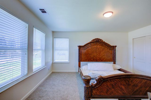 9681 Wamble Rd, Oakdale, CA 95361