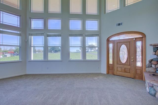 9681 Wamble Rd, Oakdale, CA 95361